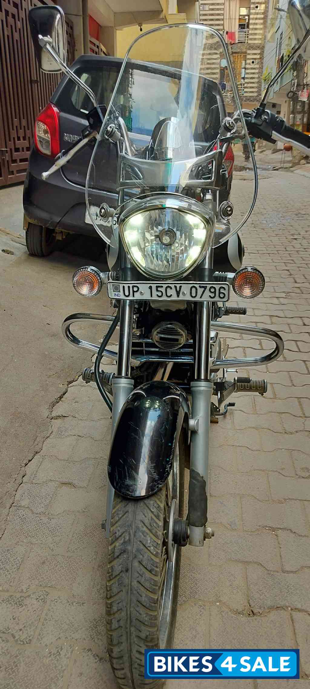 Bajaj Avenger Cruise 220