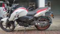 White TVS Apache RTR 160 4V Special Edition