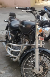 Royal Enfield Thunderbird 500