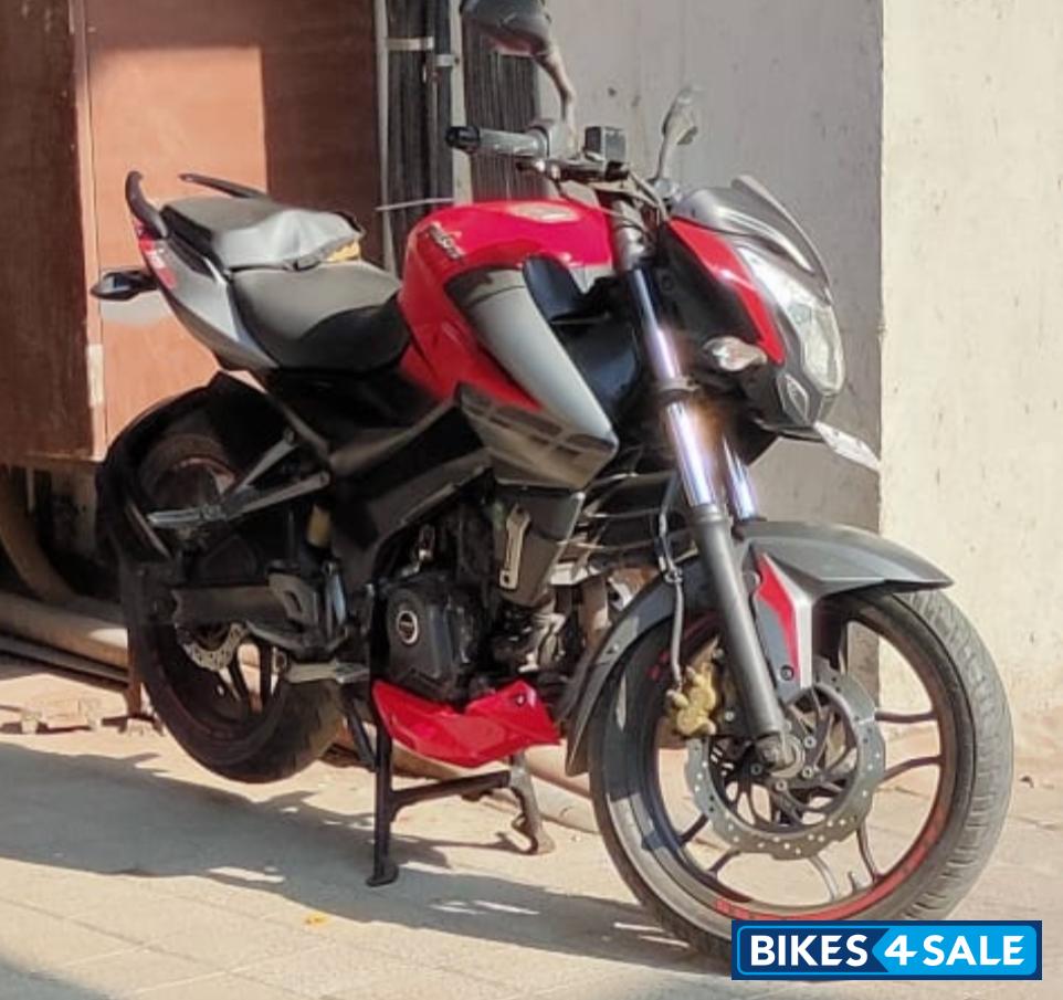 Passion Red Bajaj Pulsar NS200