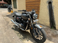Black Honda Hness CB350 DLX