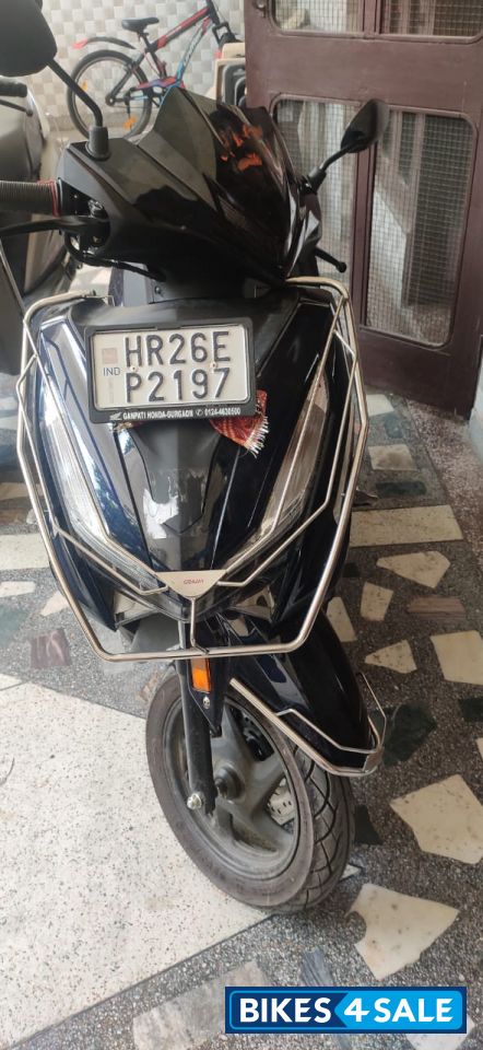 Blue Honda Grazia 125 Sports Edition