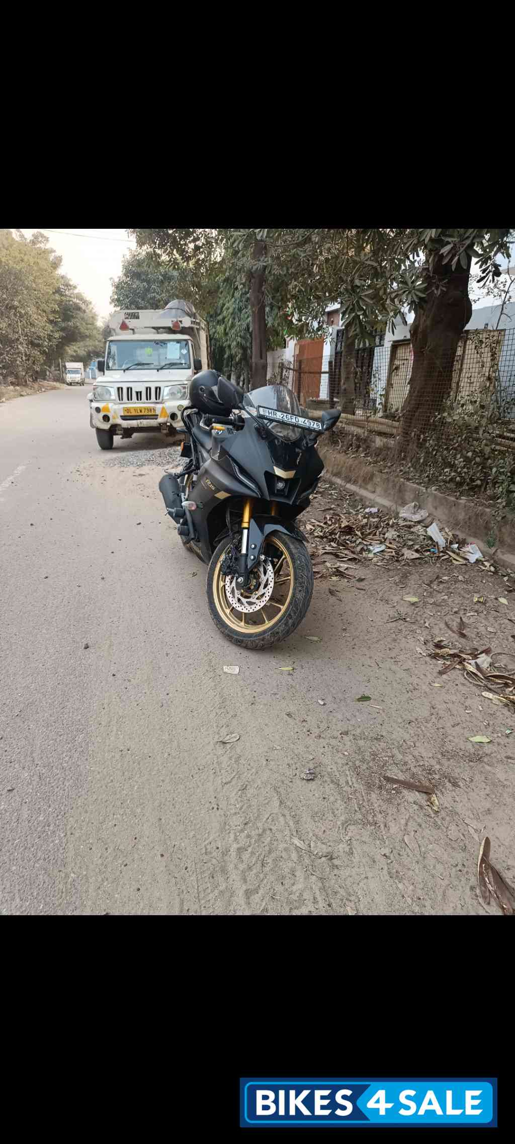 Matt Black (dark Knight) Yamaha R15 V4