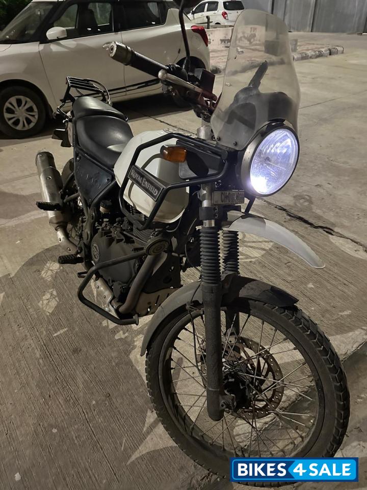 White Royal Enfield Himalayan