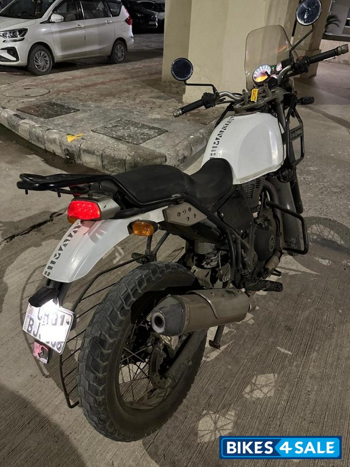 White Royal Enfield Himalayan