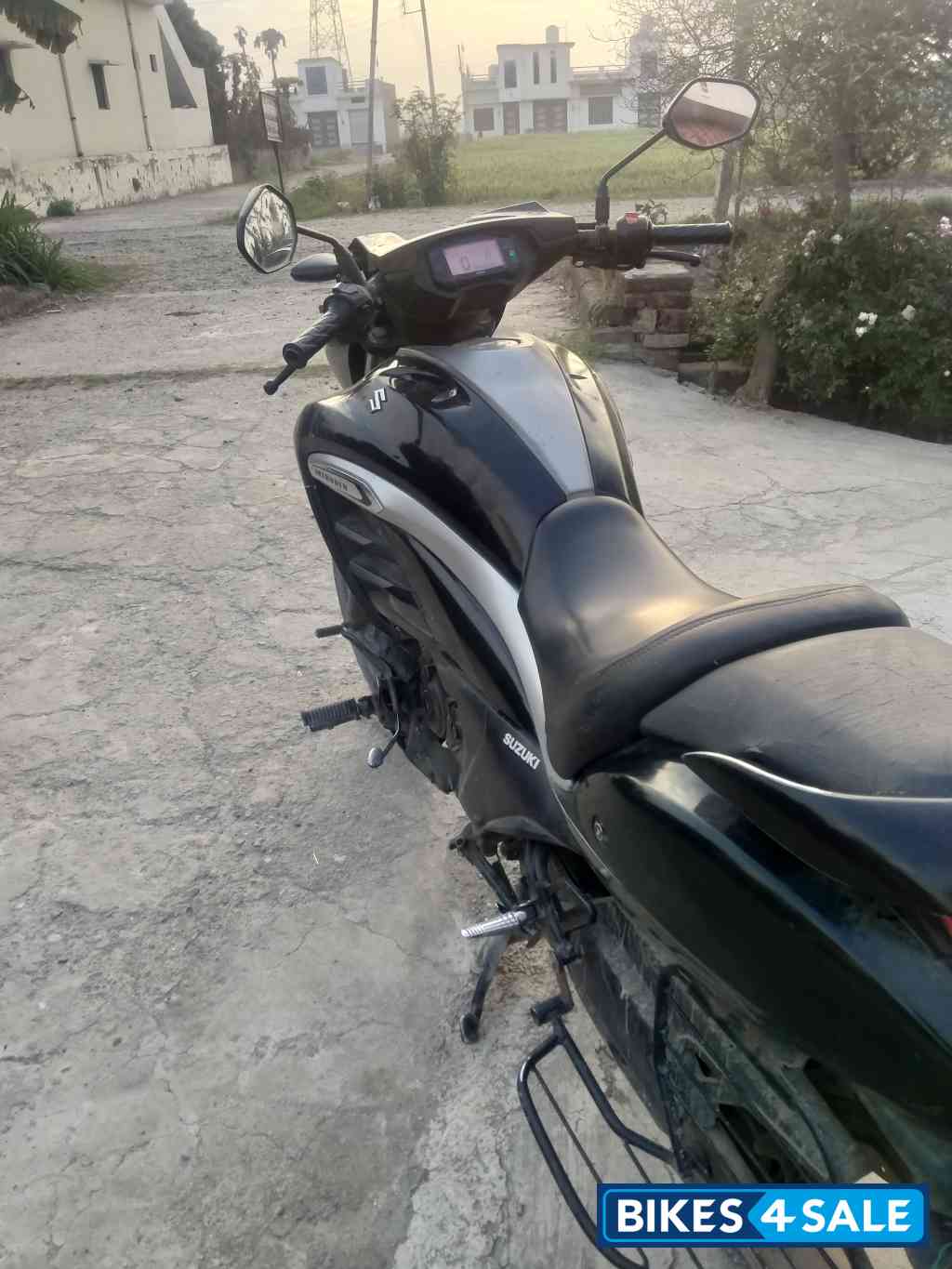 Suzuki Intruder SP