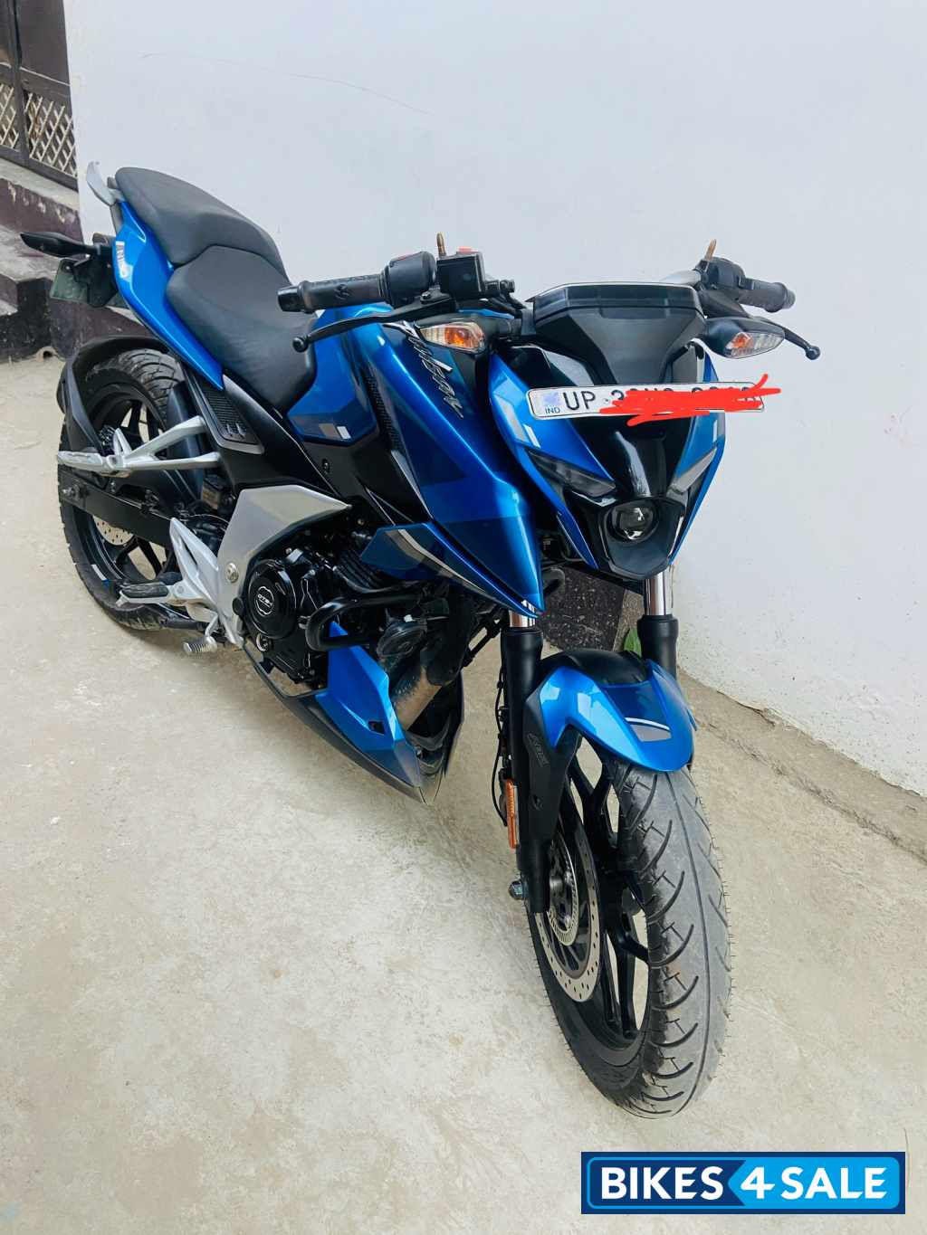 Bajaj Pulsar N160 Dual Channel ABS