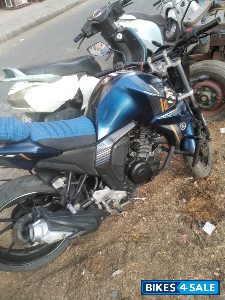 Yamaha FZ-S