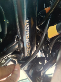 Brooklyn Black Bajaj Pulsar N160 Dual Channel ABS