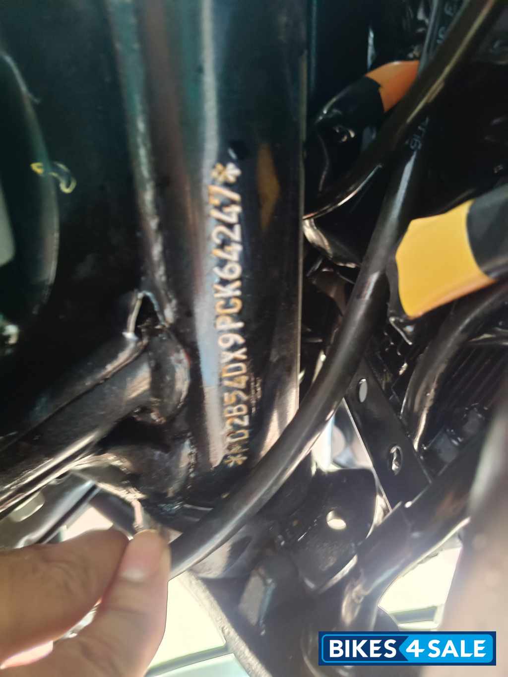 Brooklyn Black Bajaj Pulsar N160 Dual Channel ABS