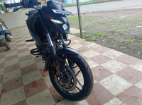 Brooklyn Black Bajaj Pulsar N160 Dual Channel ABS