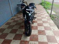 Brooklyn Black Bajaj Pulsar N160 Dual Channel ABS