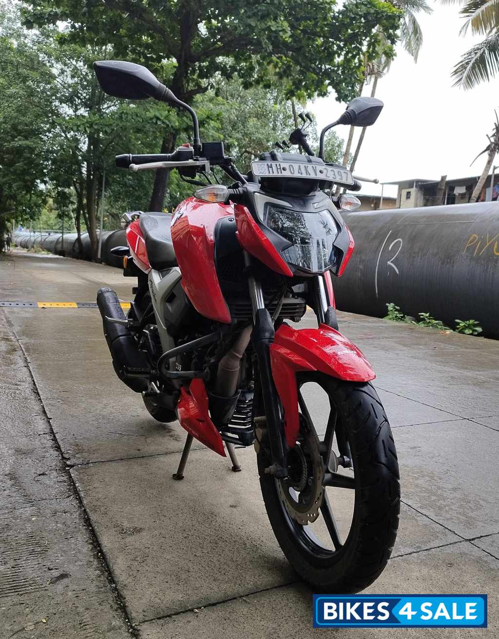 TVS Apache RTR 160 4V BS6