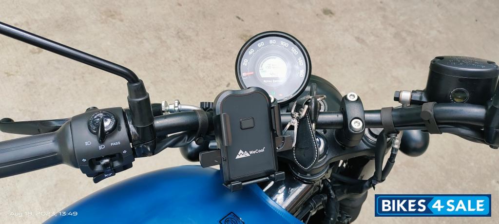 White And Blue Royal Enfield Hunter 350 Metro