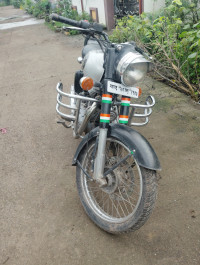 Black Royal Enfield Classic 350