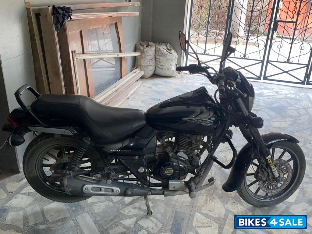 Bajaj Avenger Street 160