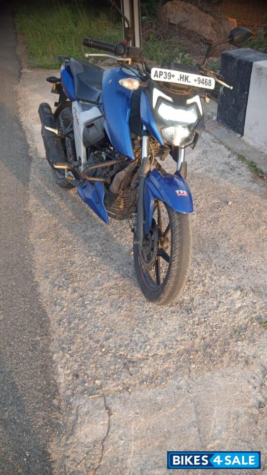 Blue TVS Apache RTR 160 4V BS6