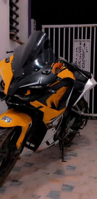 Bajaj Pulsar RS 200