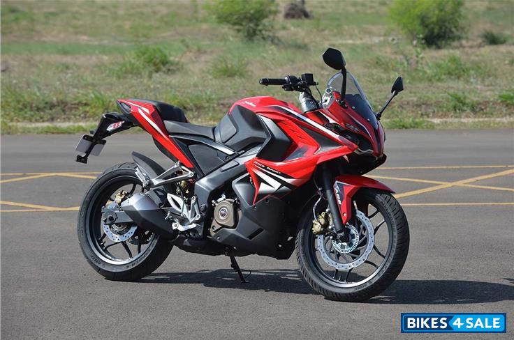 Bajaj Pulsar RS 200 Bajaj Pulsar RS 200
