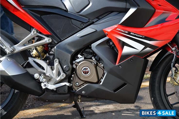 Bajaj Pulsar RS 200 Bajaj Pulsar RS 200