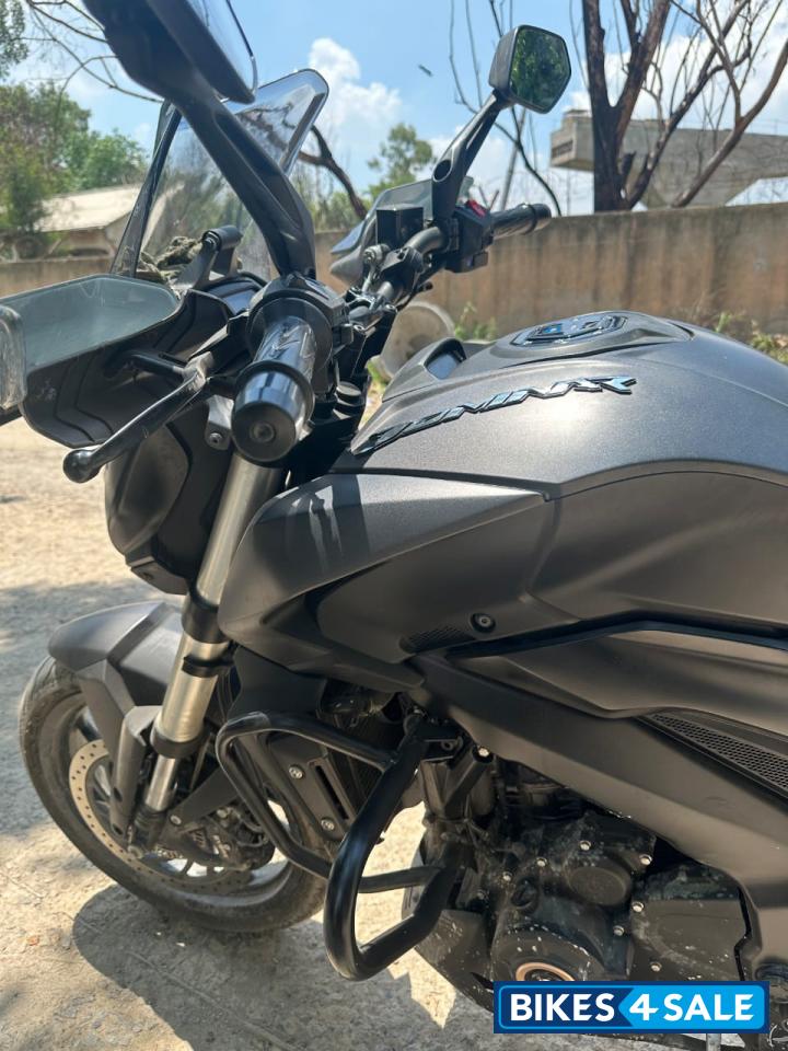 Black Bajaj Dominar 400 ABS BS6