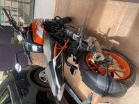 Orange KTM Duke 250