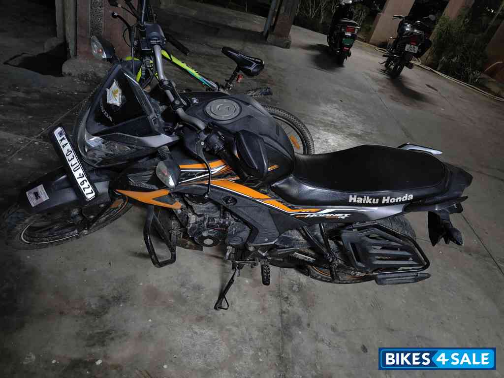 Honda CB Hornet 160R ABS