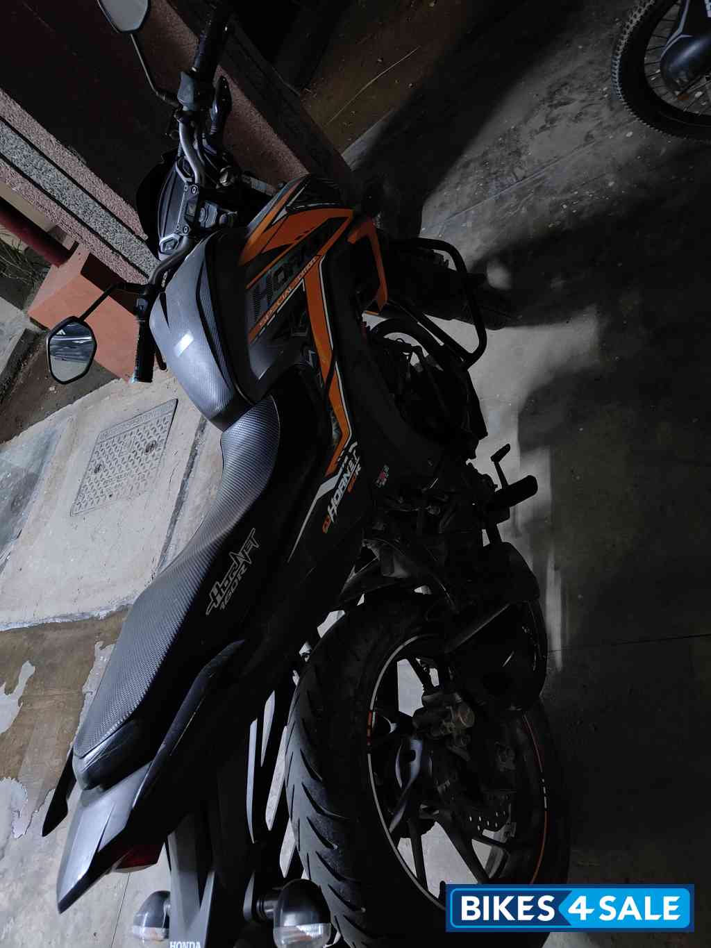 Honda CB Hornet 160R ABS