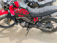 Red And Black Hero Xpulse 200 4V