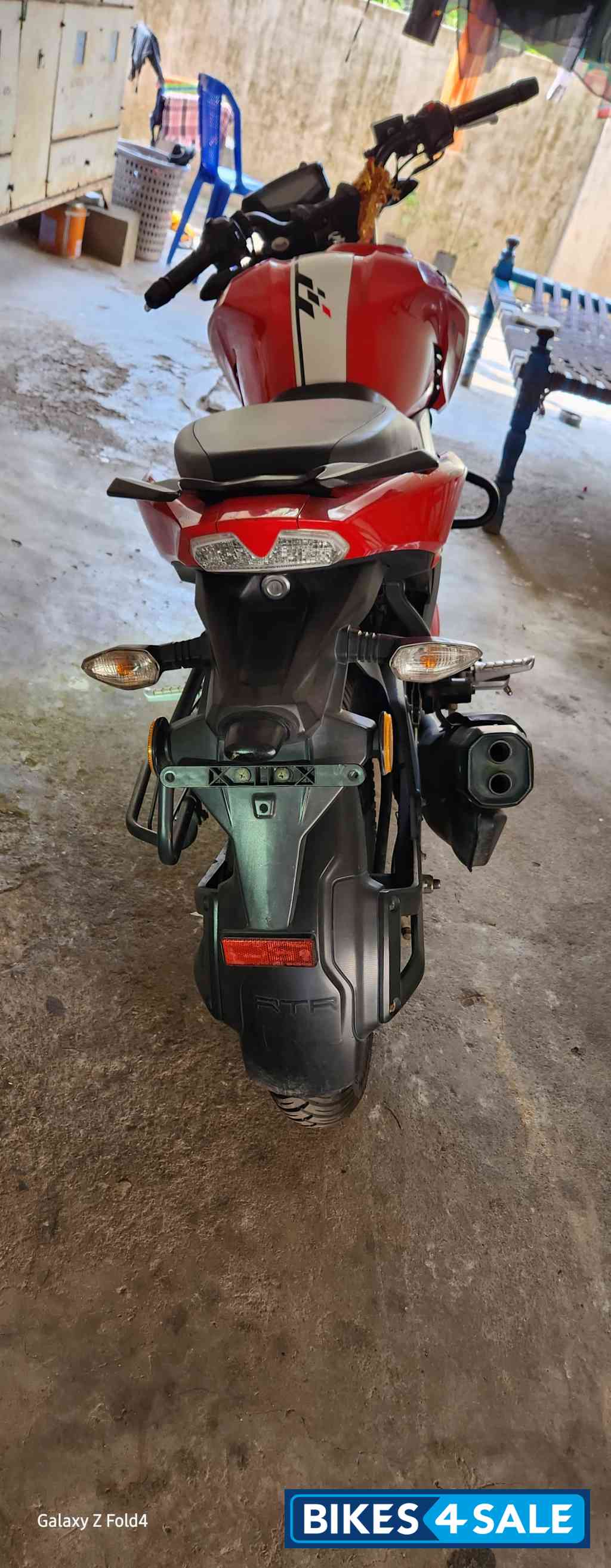 TVS Apache RTR 160 4V BS6