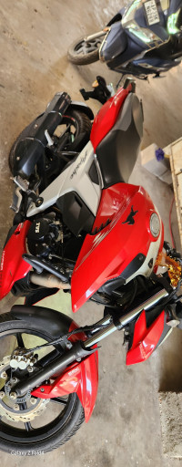 TVS Apache RTR 160 4V BS6