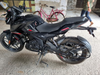 Midnight Black Bajaj Pulsar N250 Dual Channel ABS