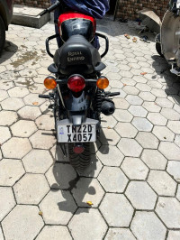 Red Royal Enfield Hunter 350 Metro