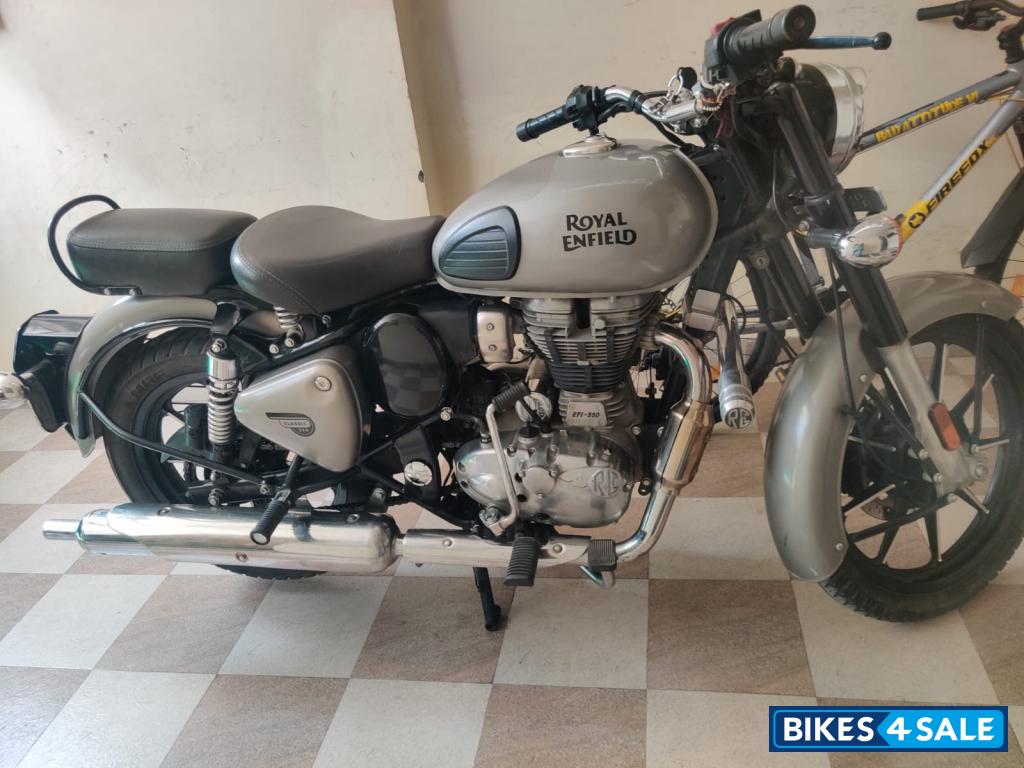 Royal Enfield Classic Gunmetal Grey