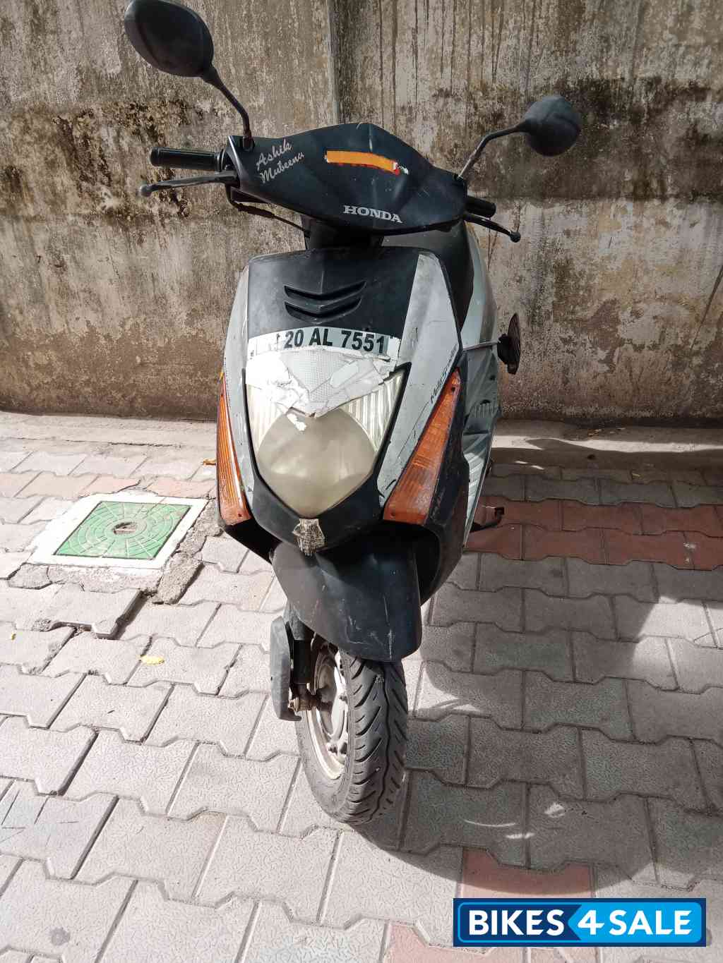 Ivory Honda Dio