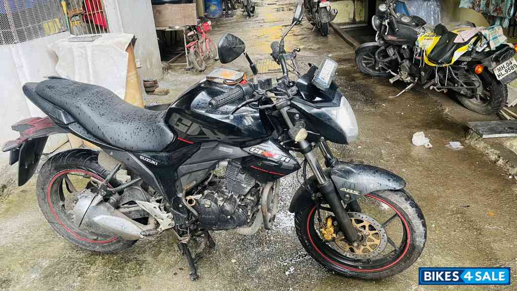 Suzuki Gixxer ABS