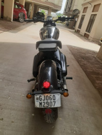 Jawa 42 Bobber Black Mirror