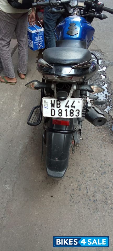 Blue Bajaj Pulsar 135LS