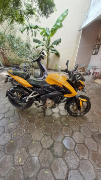 Bajaj Pulsar 200 NS