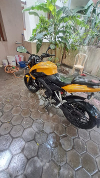 Bajaj Pulsar 200 NS