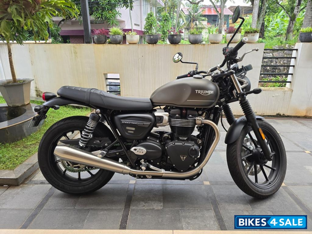 Triumph Speed Twin 900