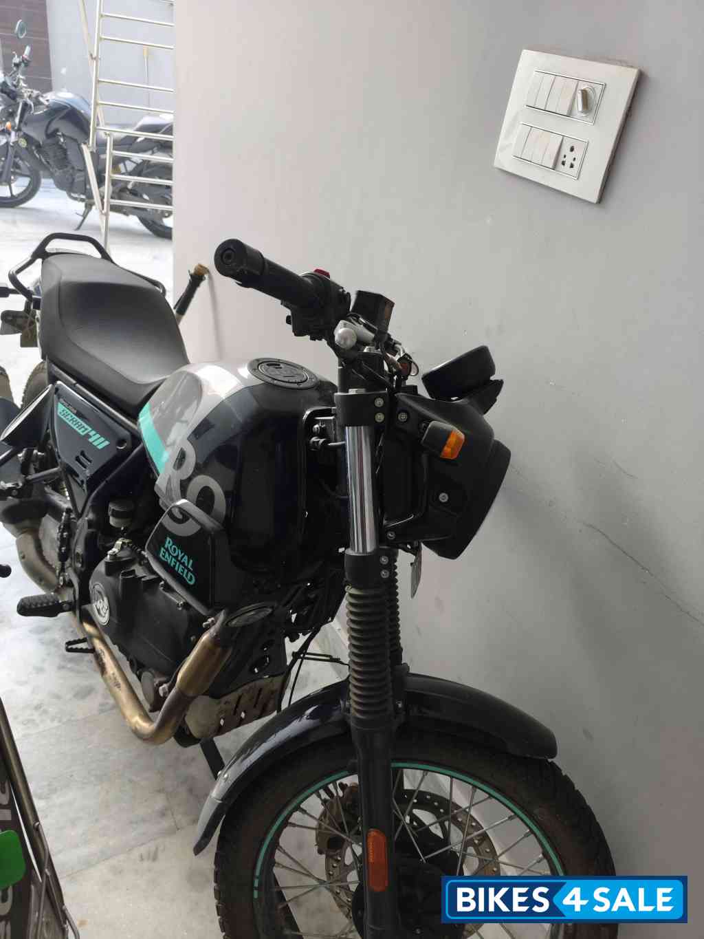 Royal Enfield Scram 411