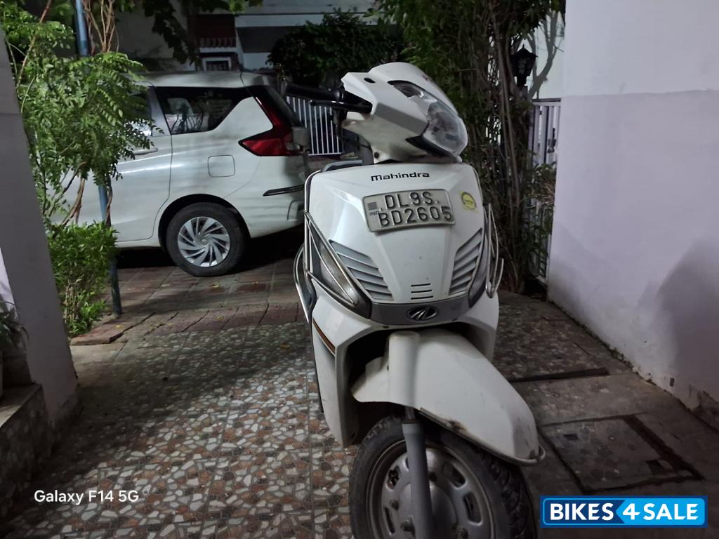 Mahindra Gusto Mahindra Gusto