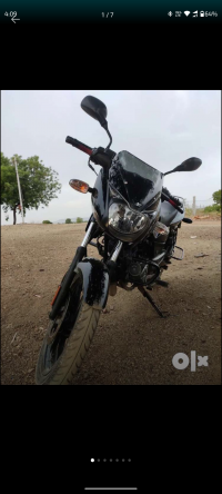 Bajaj Pulsar 125 Carbon Fibre Disc Single Seat