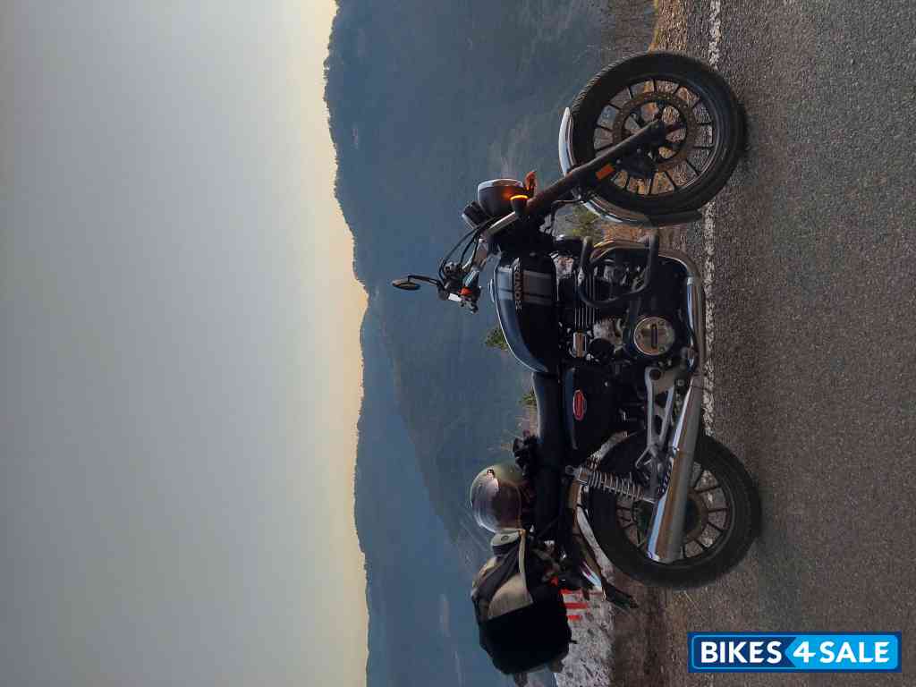 Honda 2023 CB350 Hness DLX Pro Chrome