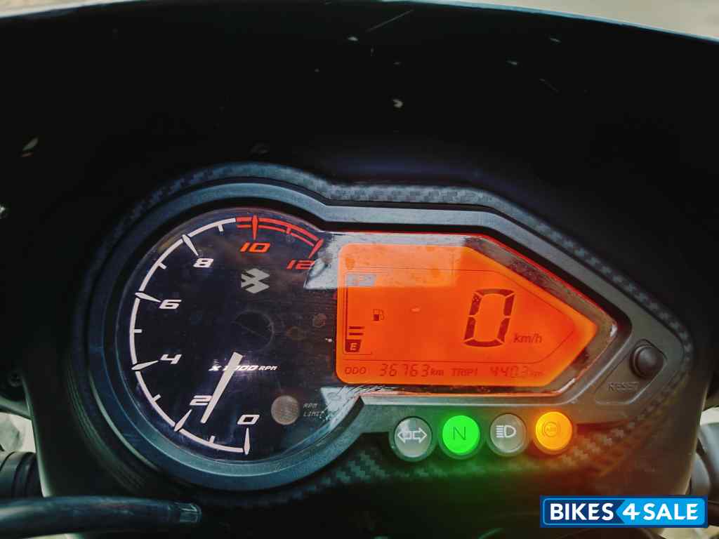 Black Bajaj Pulsar 150