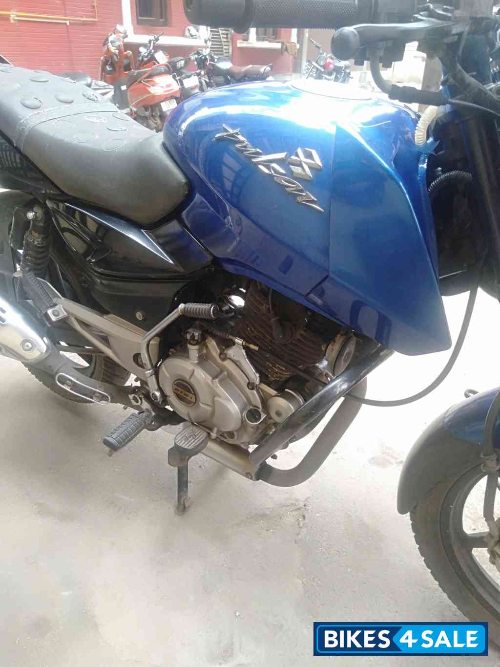 Plasma Blue Bajaj Pulsar 150 DTSi