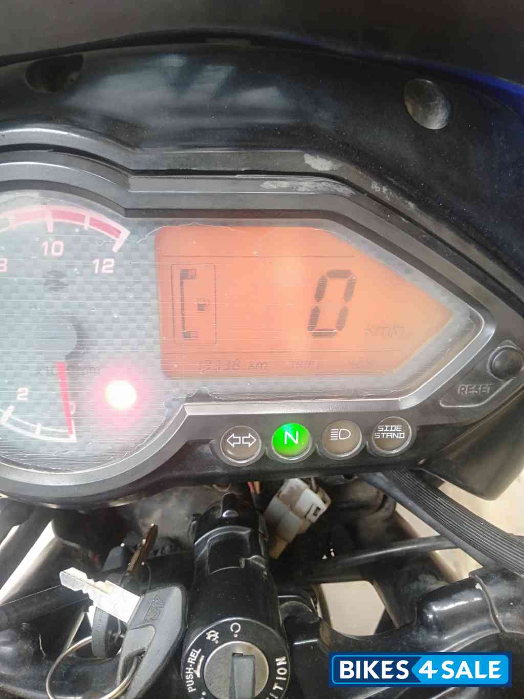 Plasma Blue Bajaj Pulsar 150 DTSi