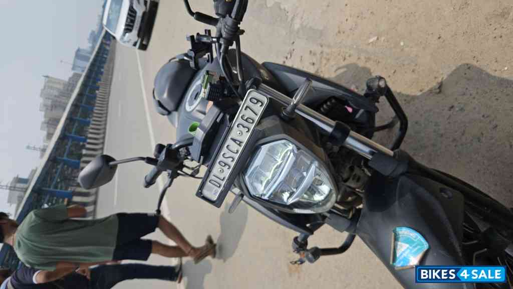 Matte Black Suzuki Gixxer 250 BS6