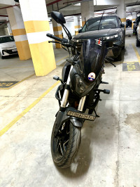 Black Bajaj Dominar 400 ABS BS6